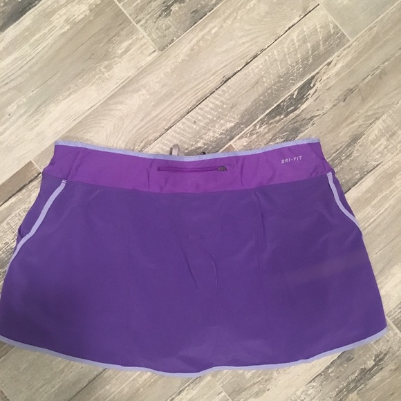 Running skort - Picture 2 of 3